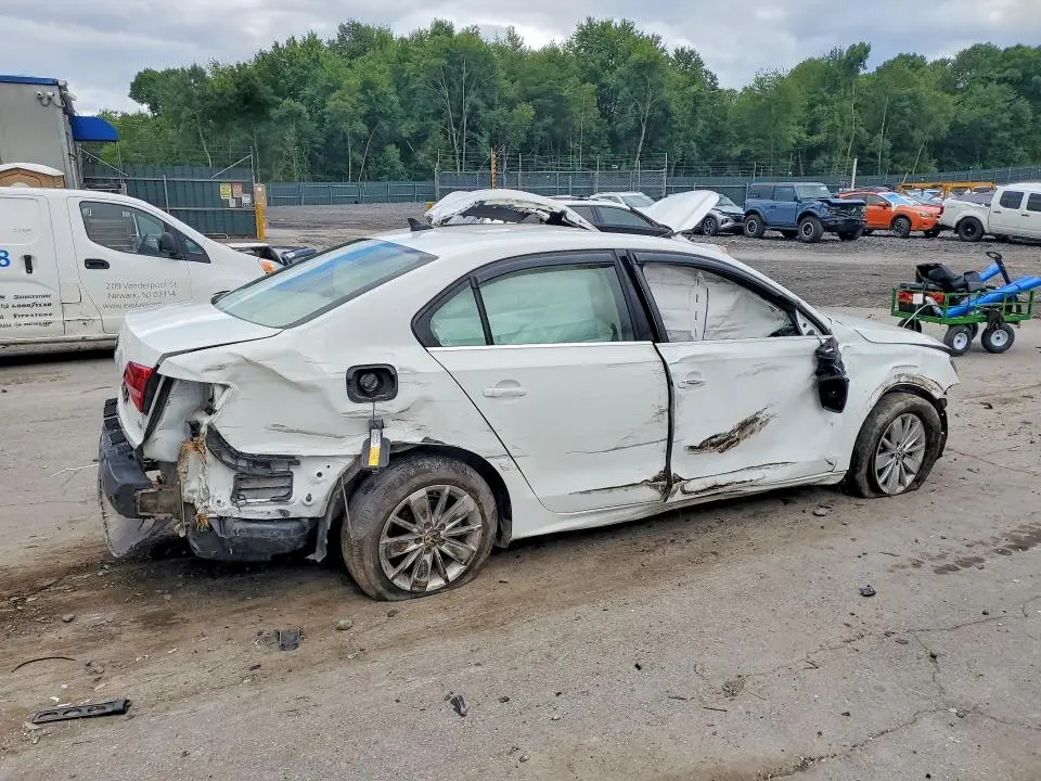 2015 VOLKSWAGEN JETTA TDI  
