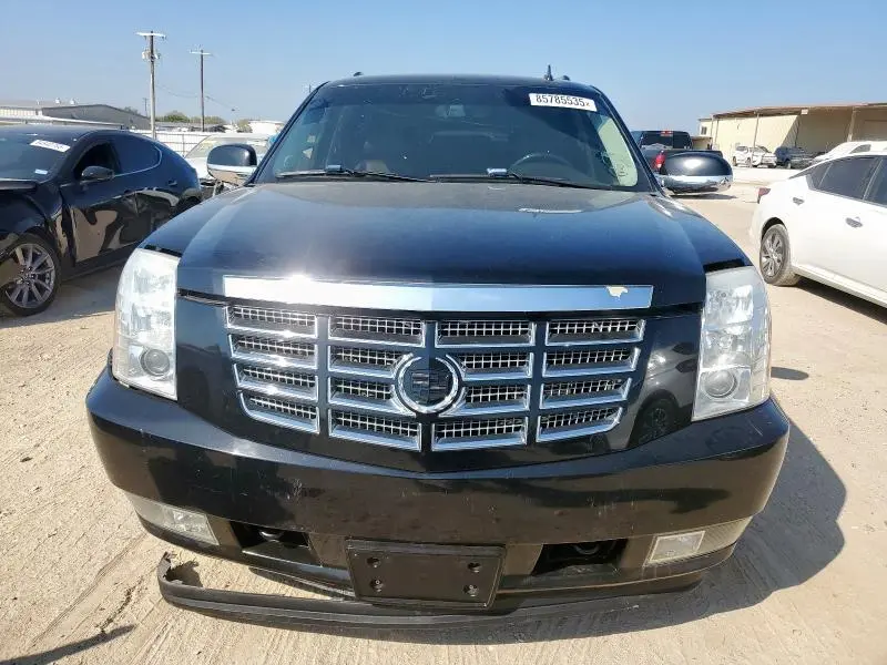 2011 CADILLAC ESCALADE ESV LUXURY  