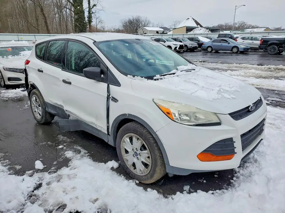 2013 FORD ESCAPE S  