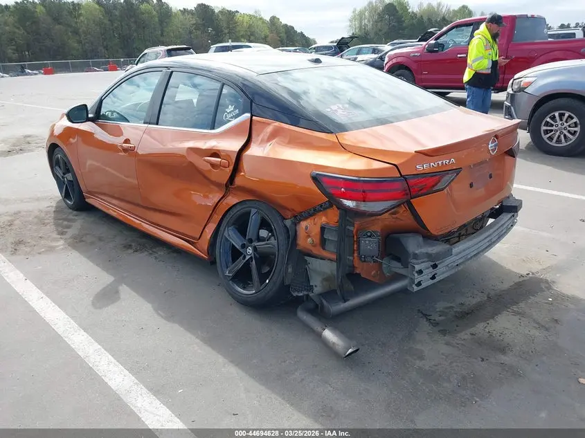 2021 NISSAN SENTRA SR XTRONIC CVT