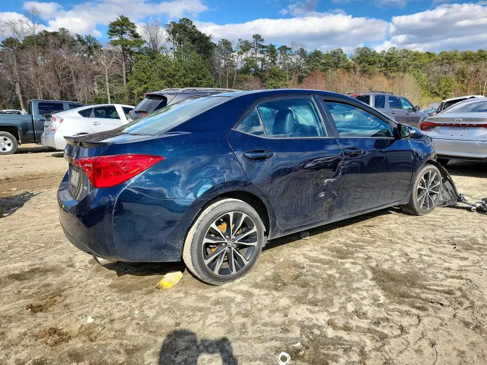 2019 TOYOTA COROLLA SE  