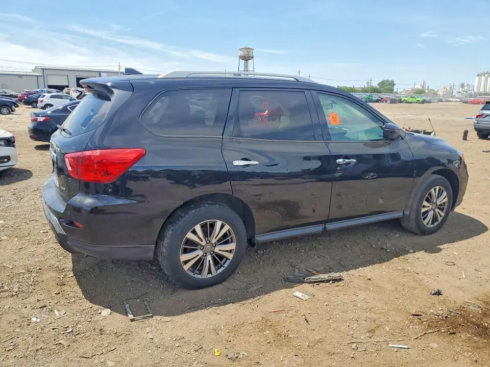 2019 NISSAN PATHFINDER S  