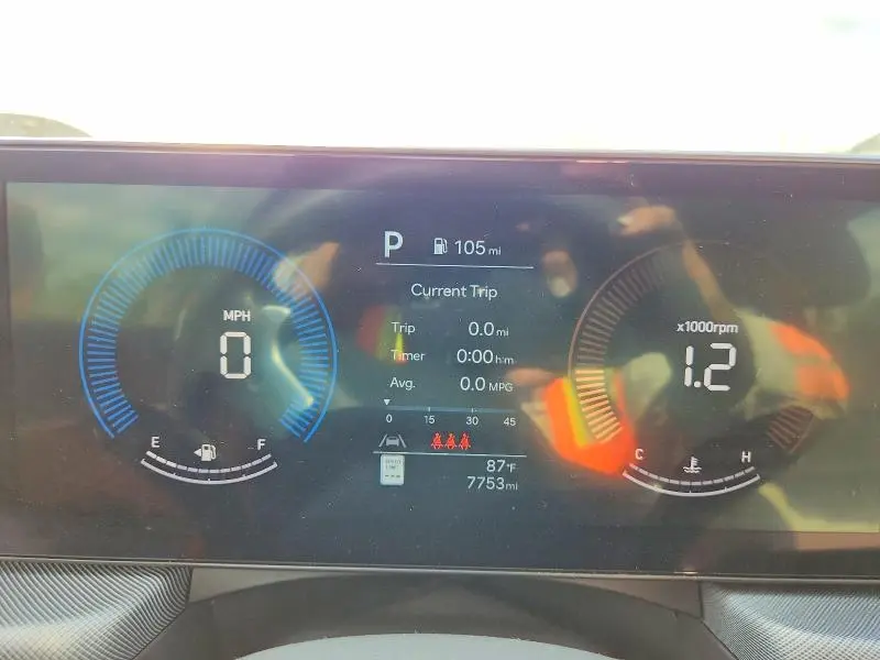 2025 HYUNDAI SONATA SEL  