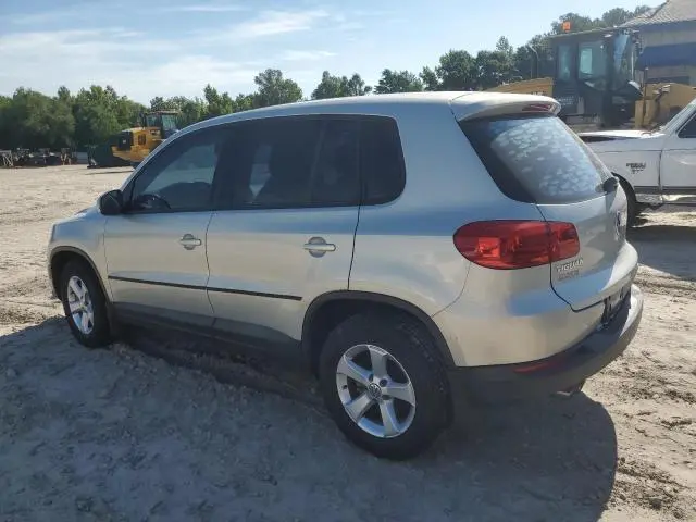2013 VOLKSWAGEN TIGUAN S  