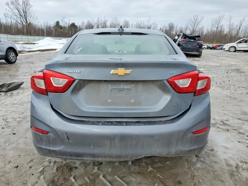 2018 CHEVROLET CRUZE LT  