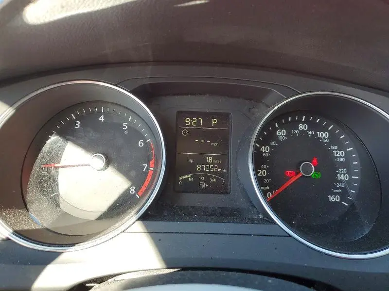 2015 VOLKSWAGEN JETTA BASE  