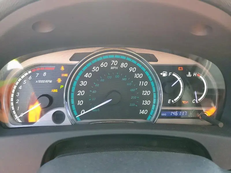 2013 TOYOTA VENZA LE  