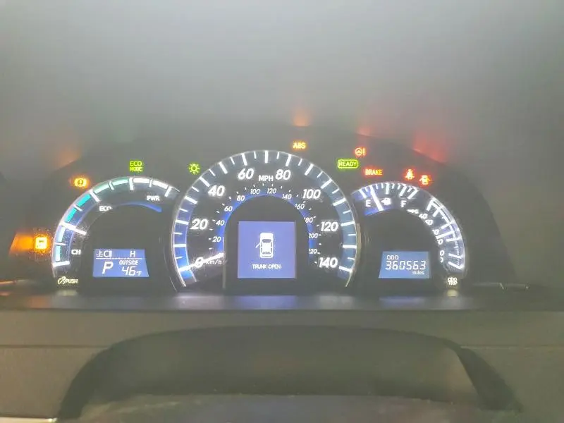 2012 TOYOTA CAMRY HYBRID  