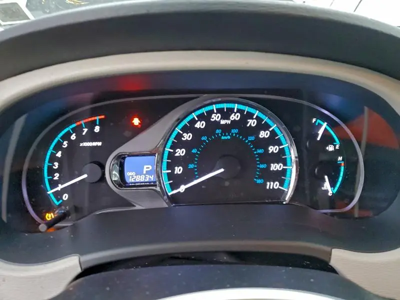 2013 TOYOTA SIENNA XLE  