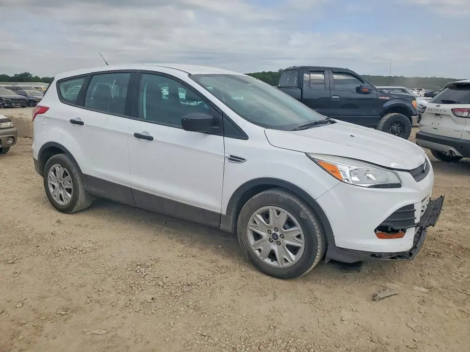 2016 FORD ESCAPE S  