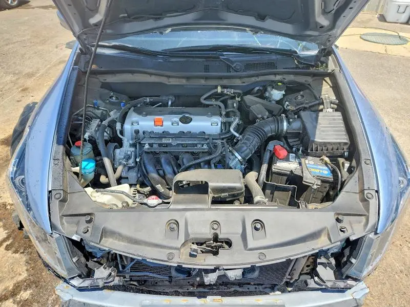 2011 HONDA ACCORD LX  