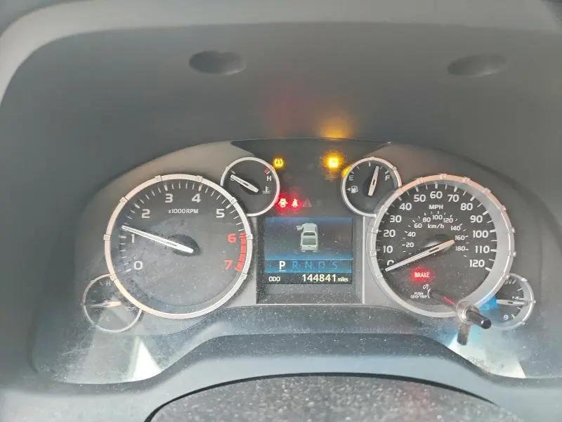2014 TOYOTA TUNDRA SR5  