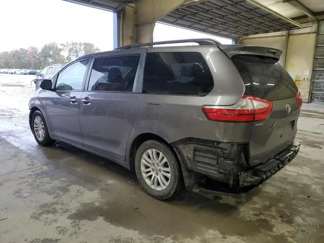2015 TOYOTA SIENNA XLE  