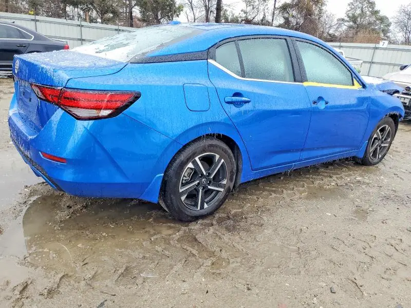 2025 NISSAN SENTRA SV  