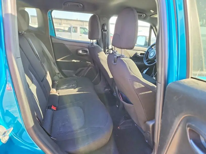 2021 JEEP RENEGADE LATITUDE  