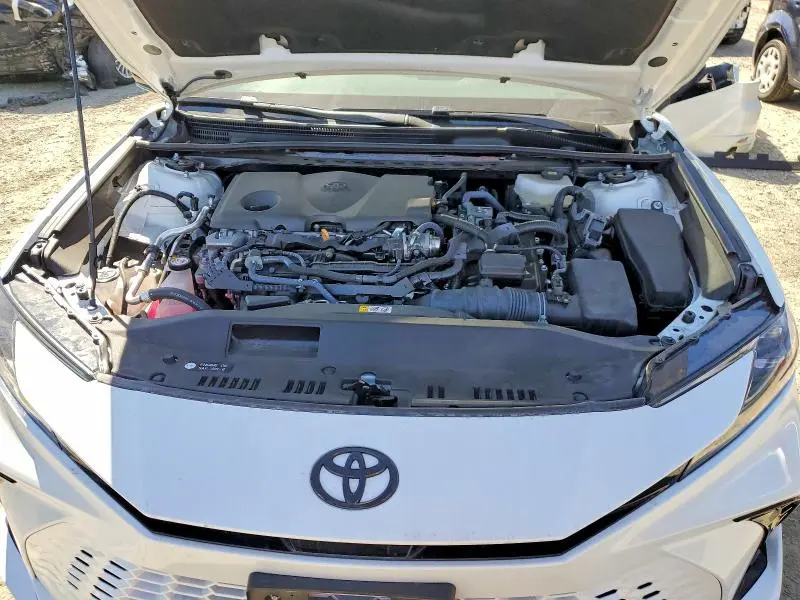 2025 TOYOTA CAMRY XSE  
