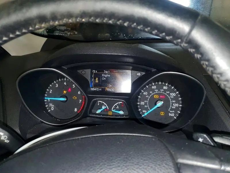 2017 FORD ESCAPE SE  