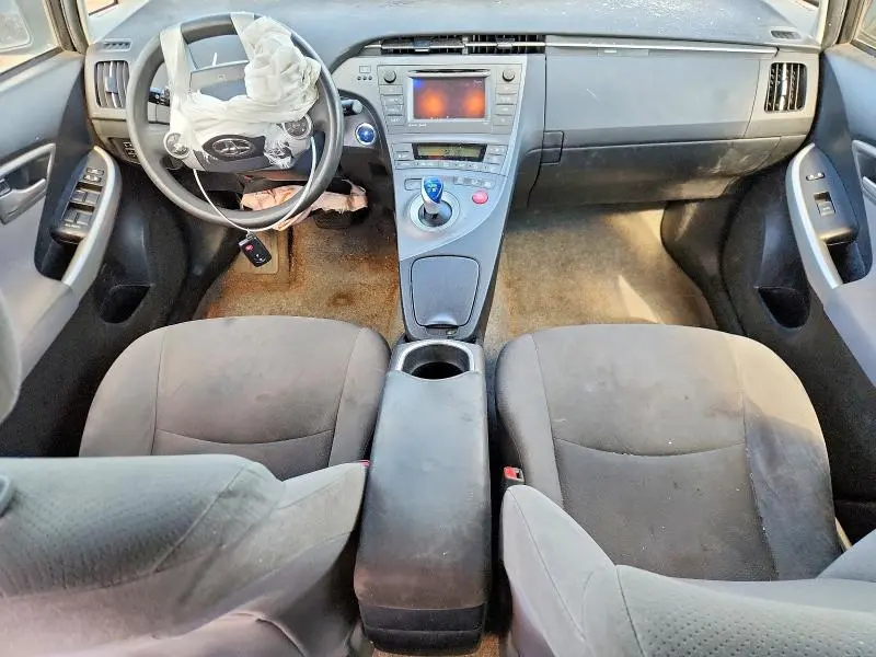 2014 TOYOTA PRIUS THREE  