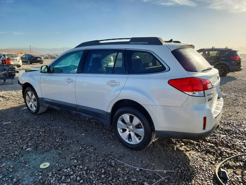 2011 SUBARU OUTBACK 3.6R LIMITED  