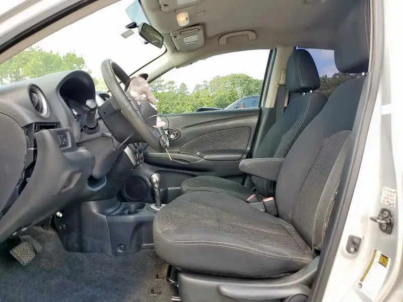 2015 NISSAN VERSA S  