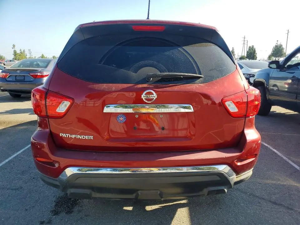 2018 NISSAN PATHFINDER S  
