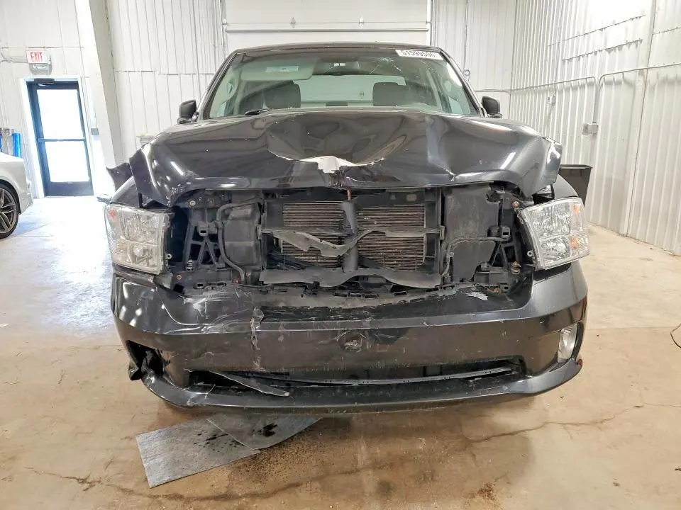 2015 RAM 1500 ST  