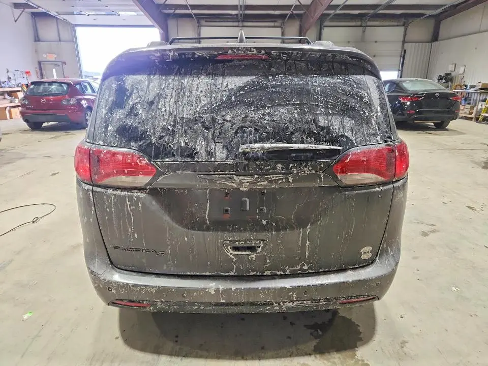 2018 CHRYSLER PACIFICA TOURING L PLUS  