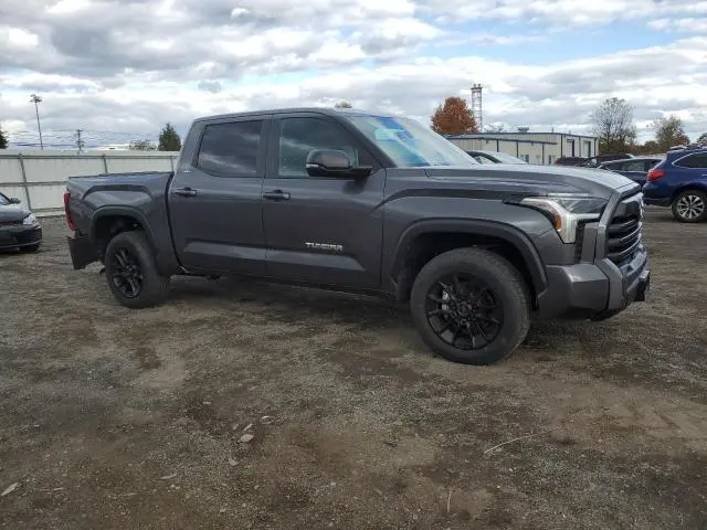 2025 TOYOTA TUNDRA CREWMAX SR  