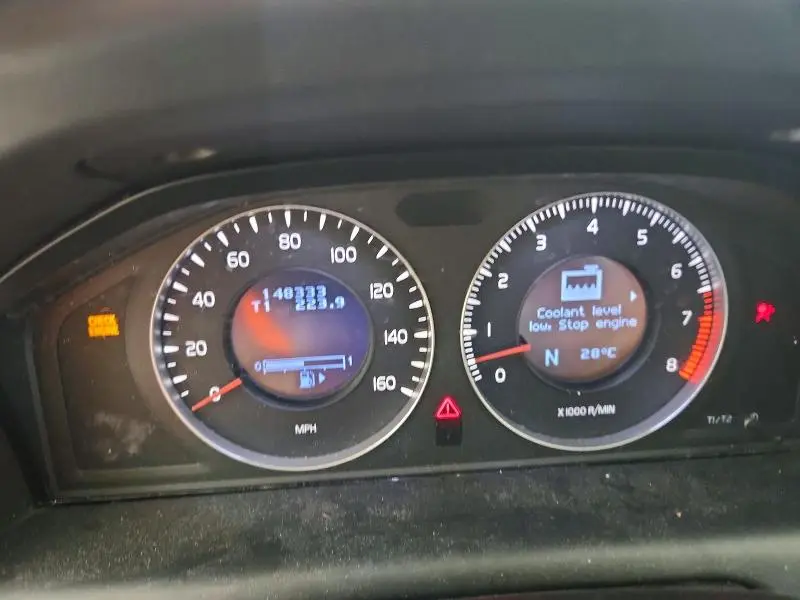 2011 VOLVO XC60 3.2  