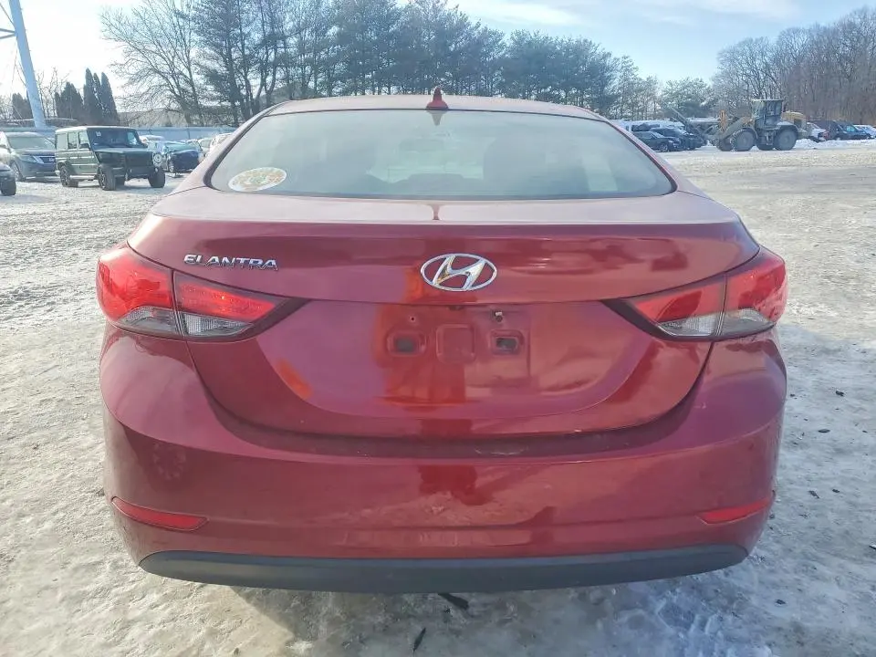2014 HYUNDAI ELANTRA SE  