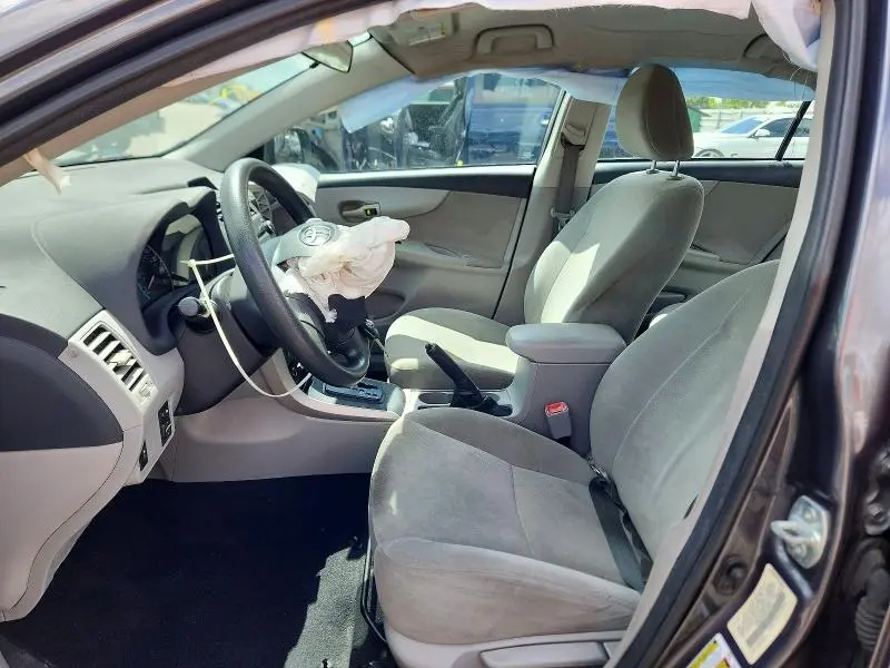 2013 TOYOTA COROLLA L  