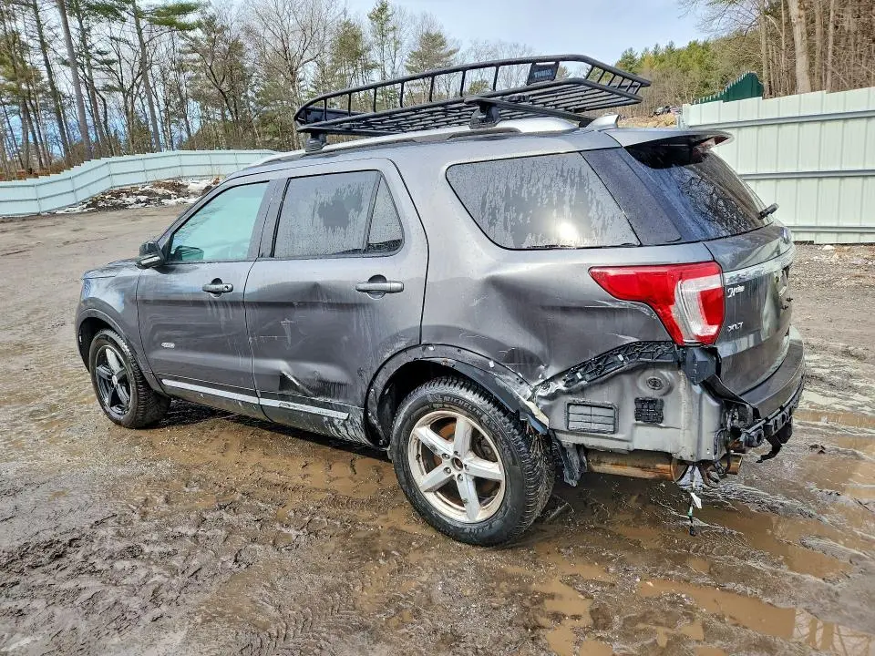 2017 FORD EXPLORER XLT  
