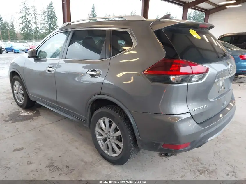 2018 NISSAN ROGUE SV