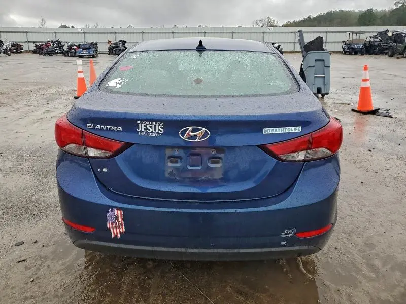 2015 HYUNDAI ELANTRA SE  