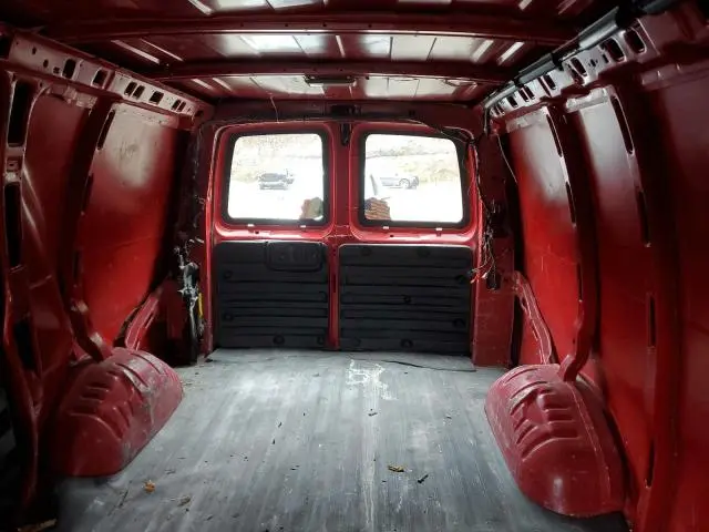 2013 CHEVROLET EXPRESS G2500   