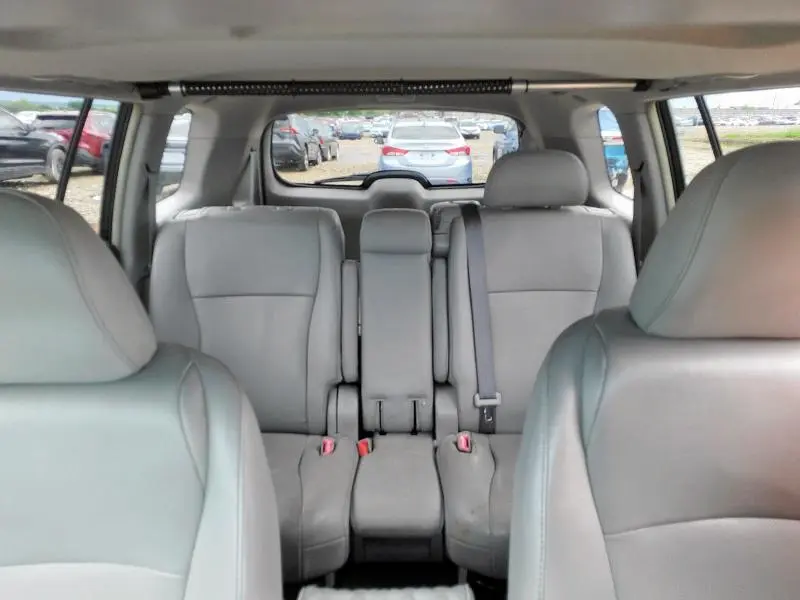 2011 TOYOTA HIGHLANDER LIMITED  