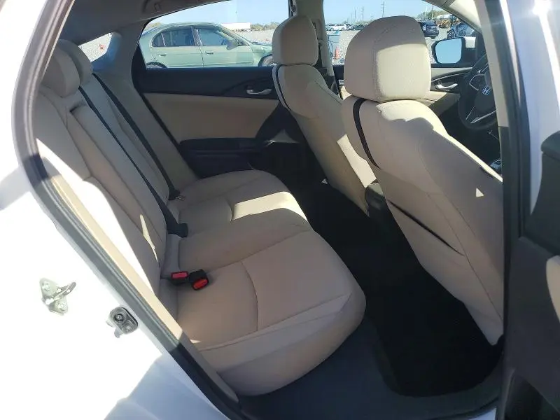 2018 HONDA CIVIC EX  