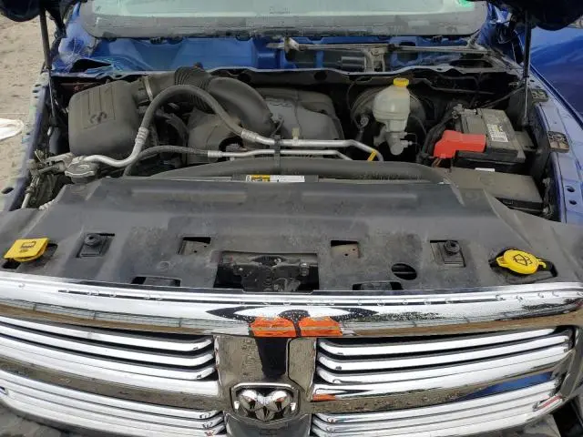2016 RAM 1500 SLT