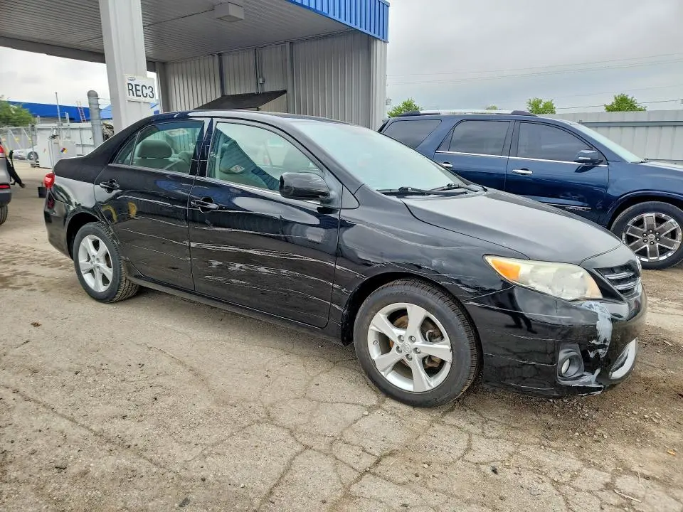2013 TOYOTA COROLLA LE  