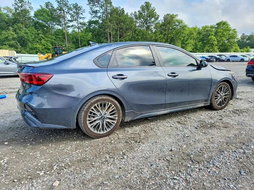 2022 KIA FORTE GT LINE  