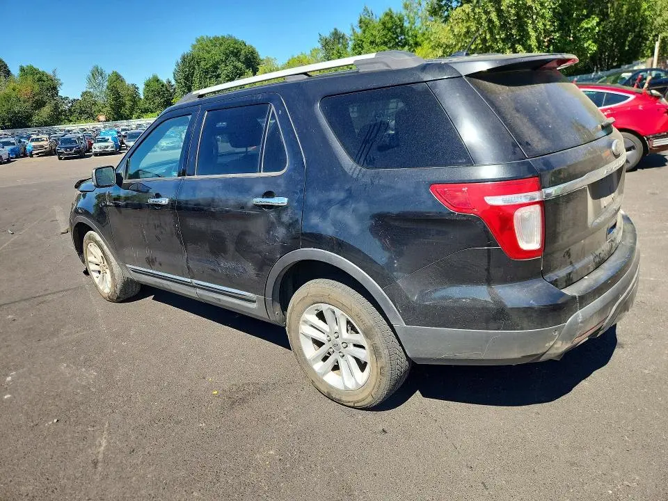 2011 FORD EXPLORER XLT  