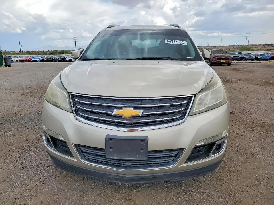 2016 CHEVROLET TRAVERSE LT  