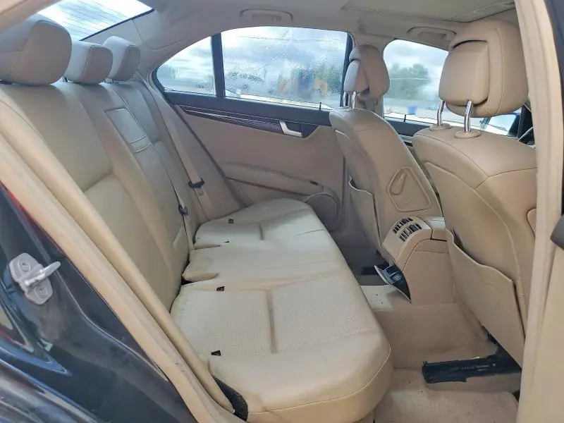 2012 MERCEDES-BENZ C 250  