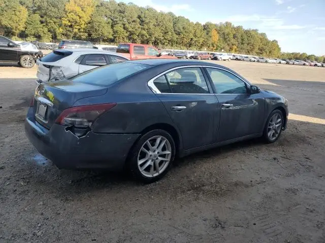 2011 NISSAN MAXIMA S  