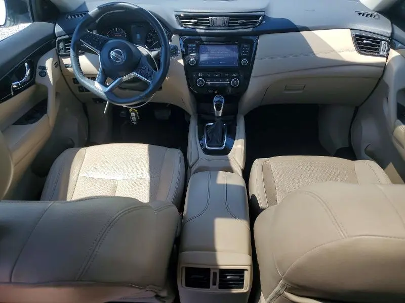 2017 NISSAN ROGUE SL  