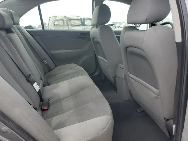 2010 HYUNDAI SONATA GLS