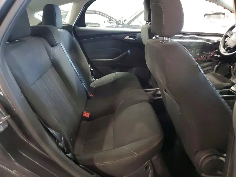 2018 FORD FOCUS SE  