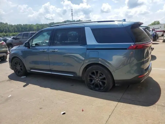 2023 KIA CARNIVAL SX  