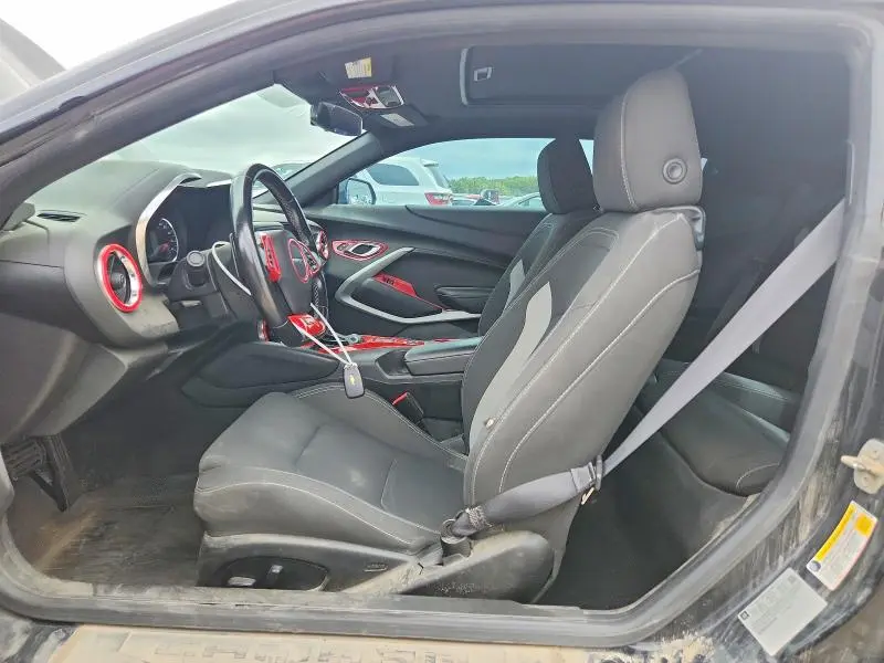 2018 CHEVROLET CAMARO LT  
