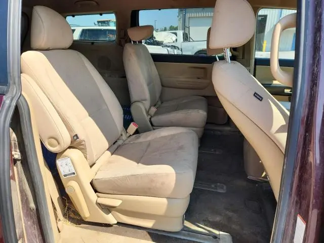 2016 KIA SEDONA LX  